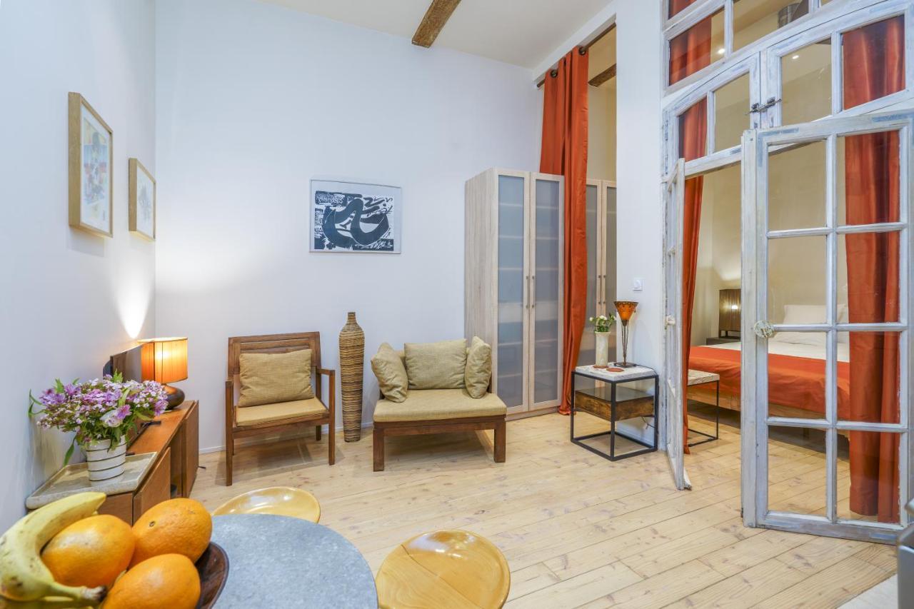 La Maison Verte Sete Bagian luar foto