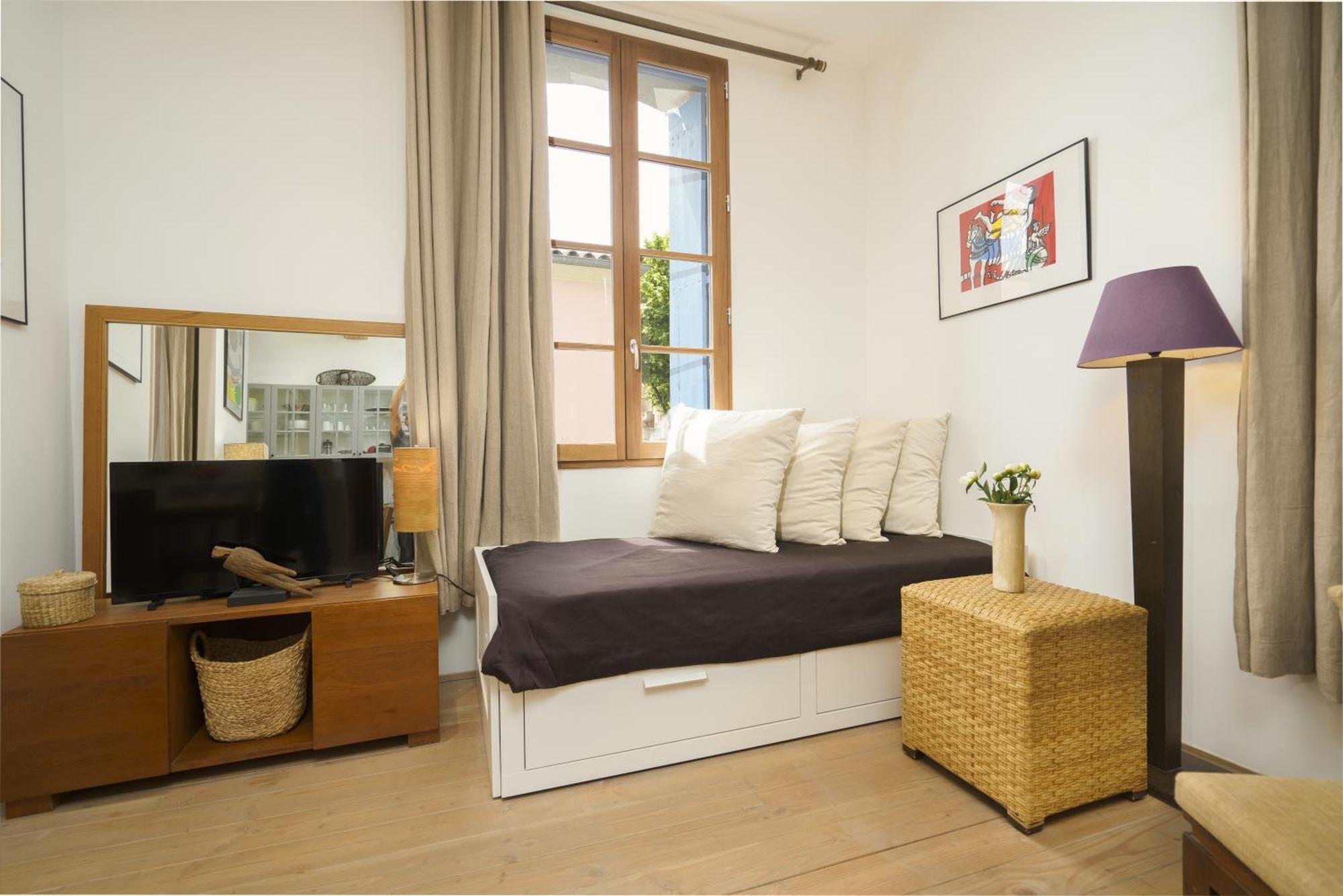 La Maison Verte Sete Bagian luar foto