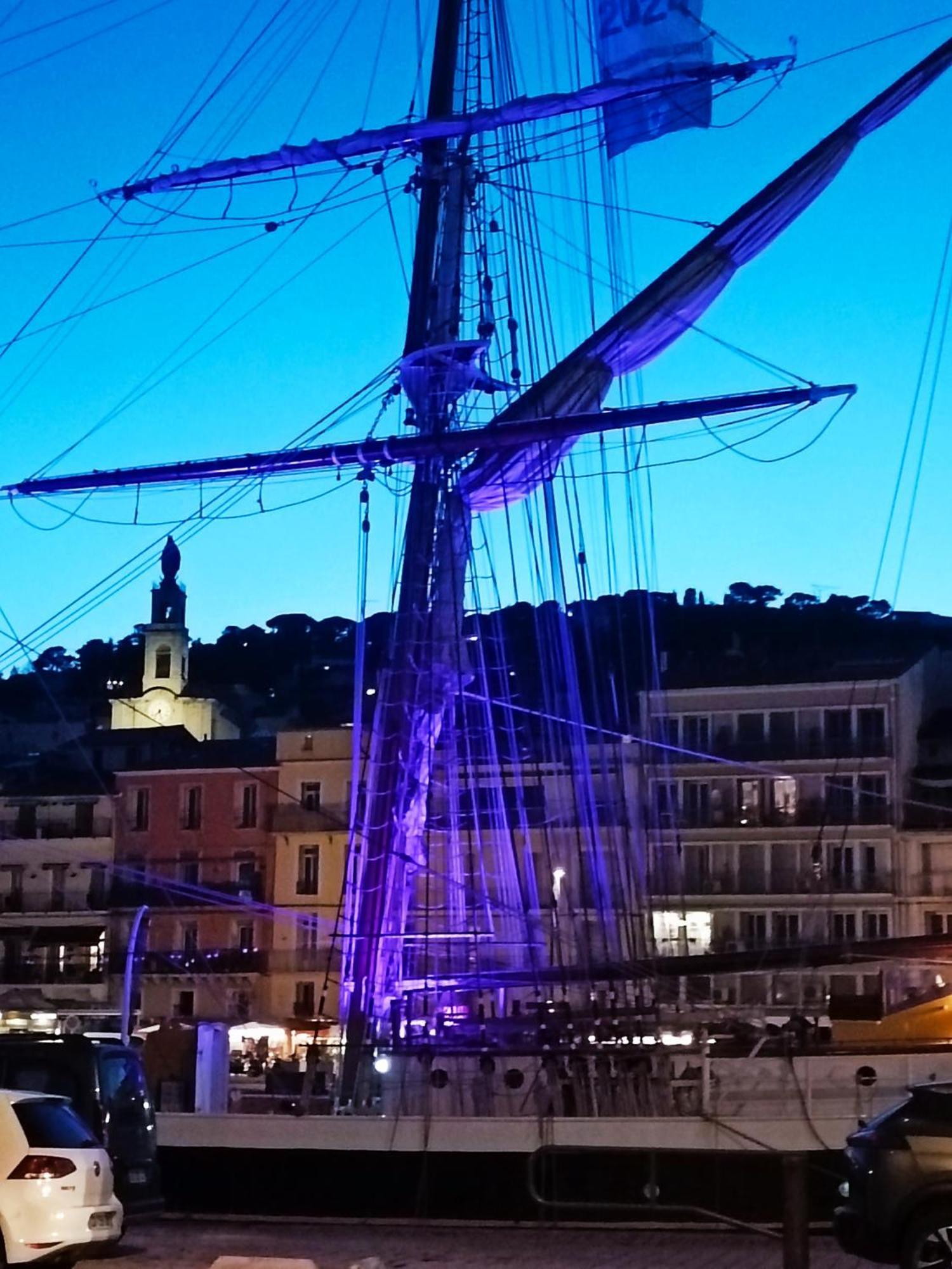 La Maison Verte Sete Bagian luar foto